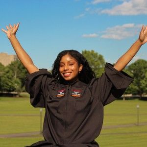 Meet your Posher, Ash lee